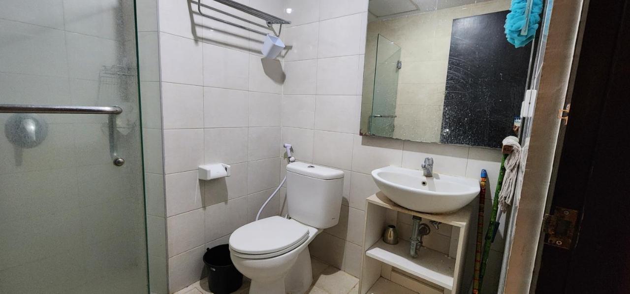 Apartemen Solo Paragon By Cariapartemen-Id Bonorejo Eksteriør billede